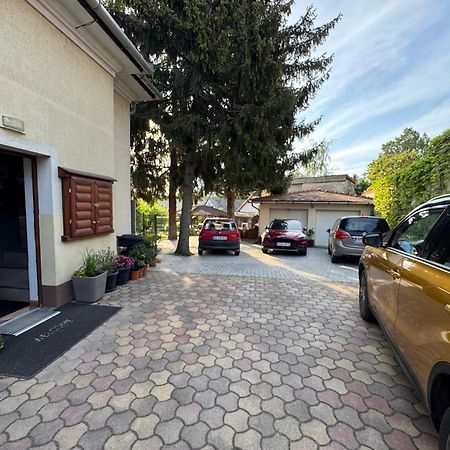 Relax Apartman Veszprém מראה חיצוני תמונה