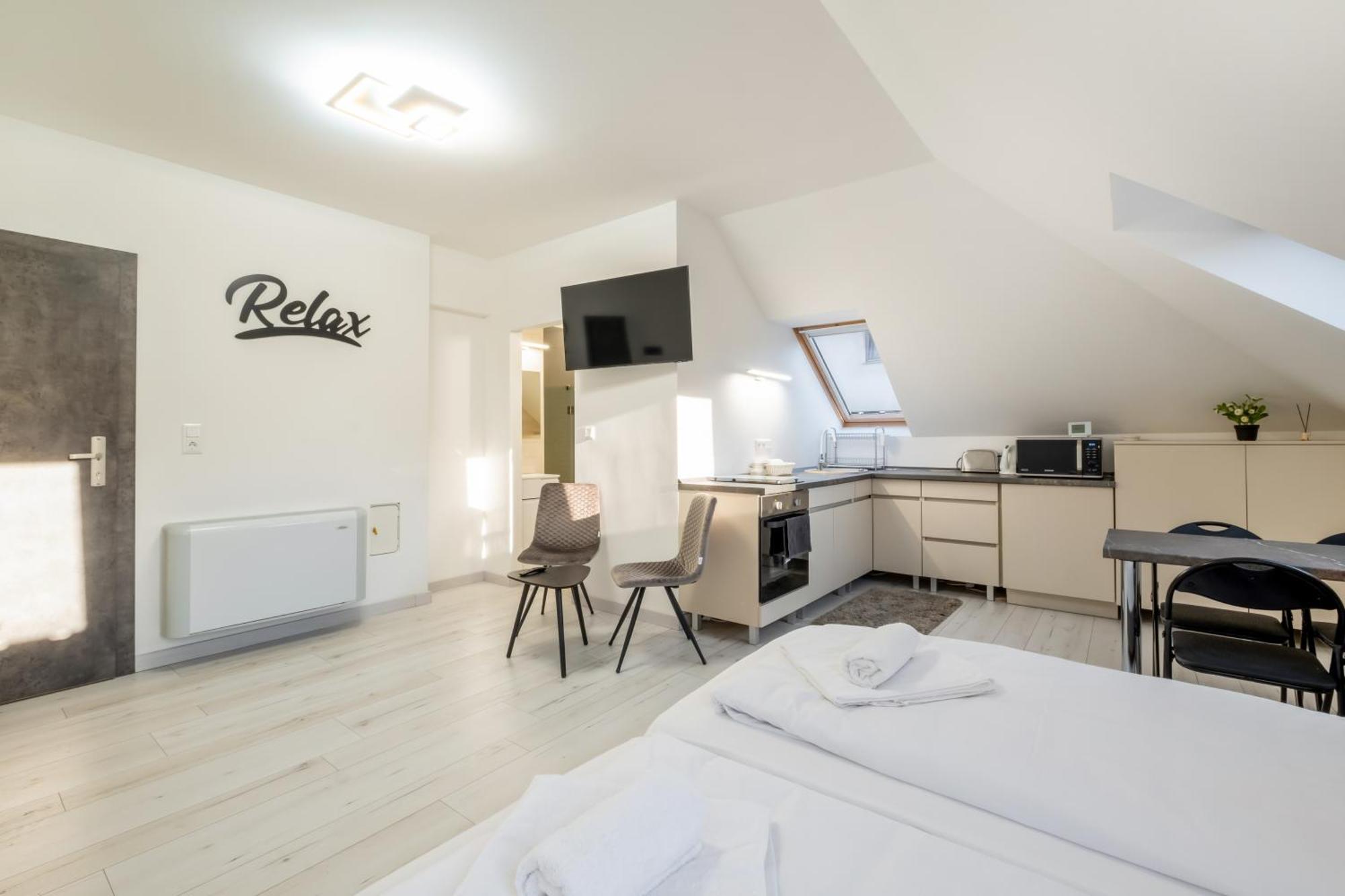 Relax Apartman Veszprém מראה חיצוני תמונה